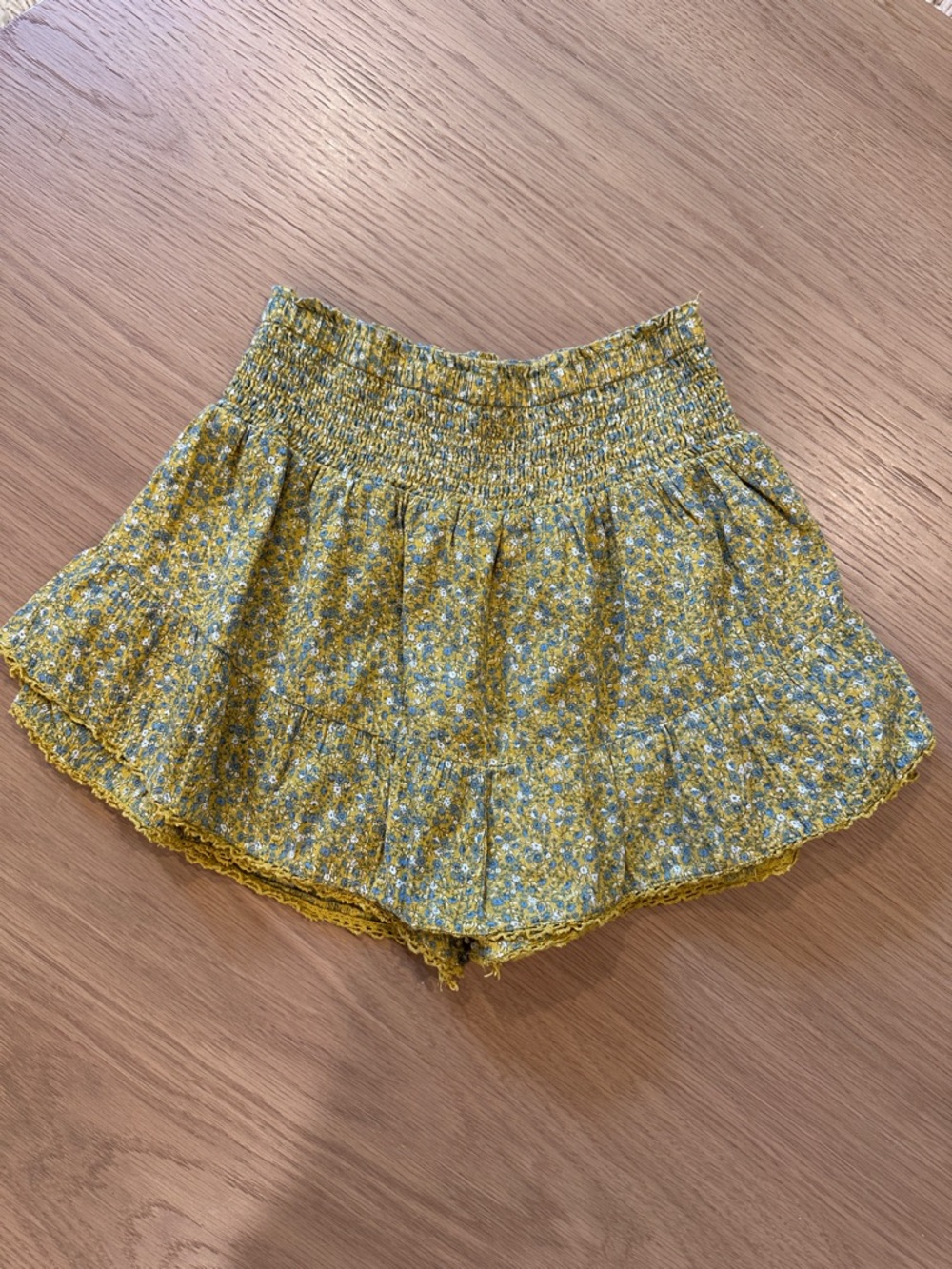 Aeropostale Ruffled Skort